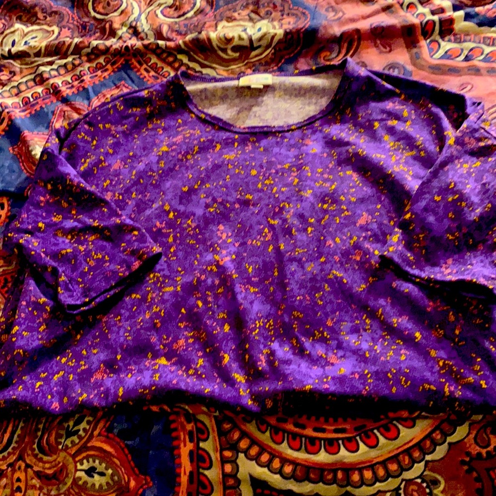 Lularoe top
